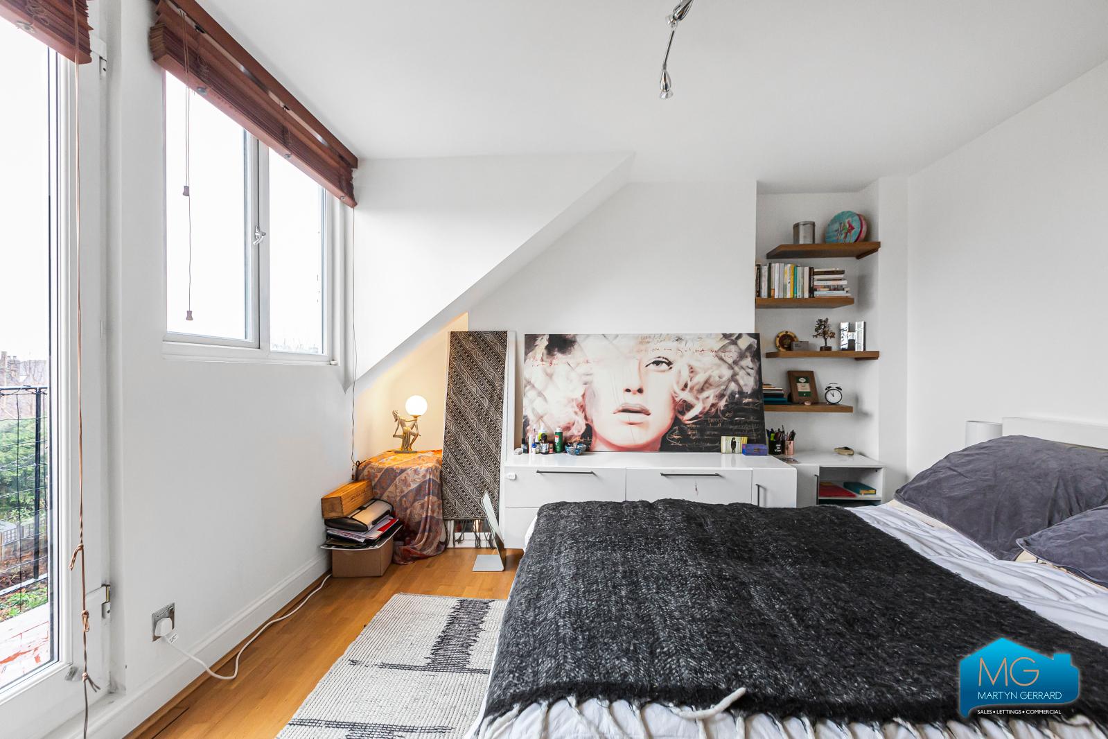 2 bedroom Terraced House to rent - Martyn Gerrard