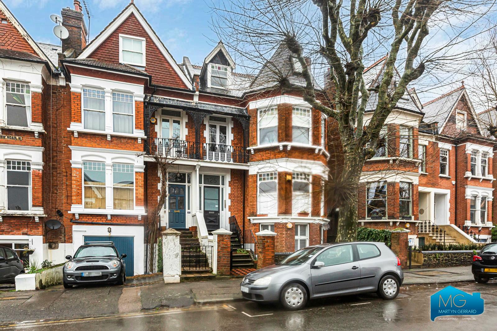 2 bedroom Terraced House to rent - Martyn Gerrard