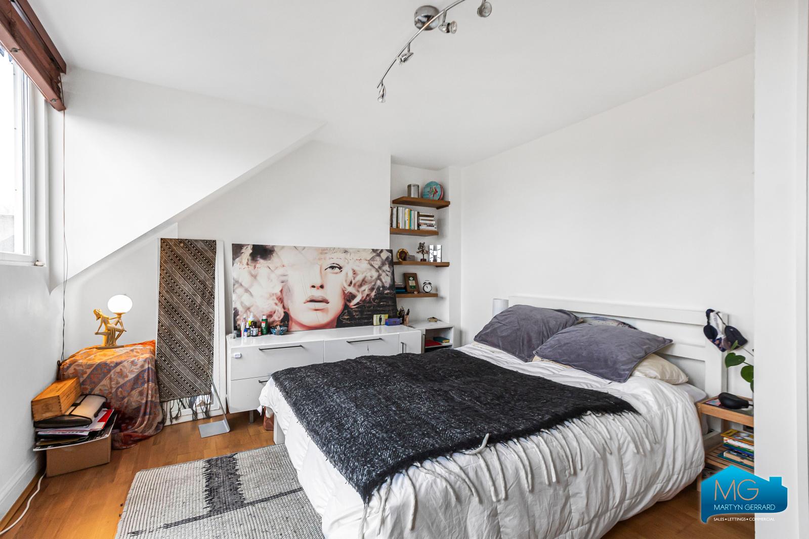 2 bedroom Terraced House to rent - Martyn Gerrard