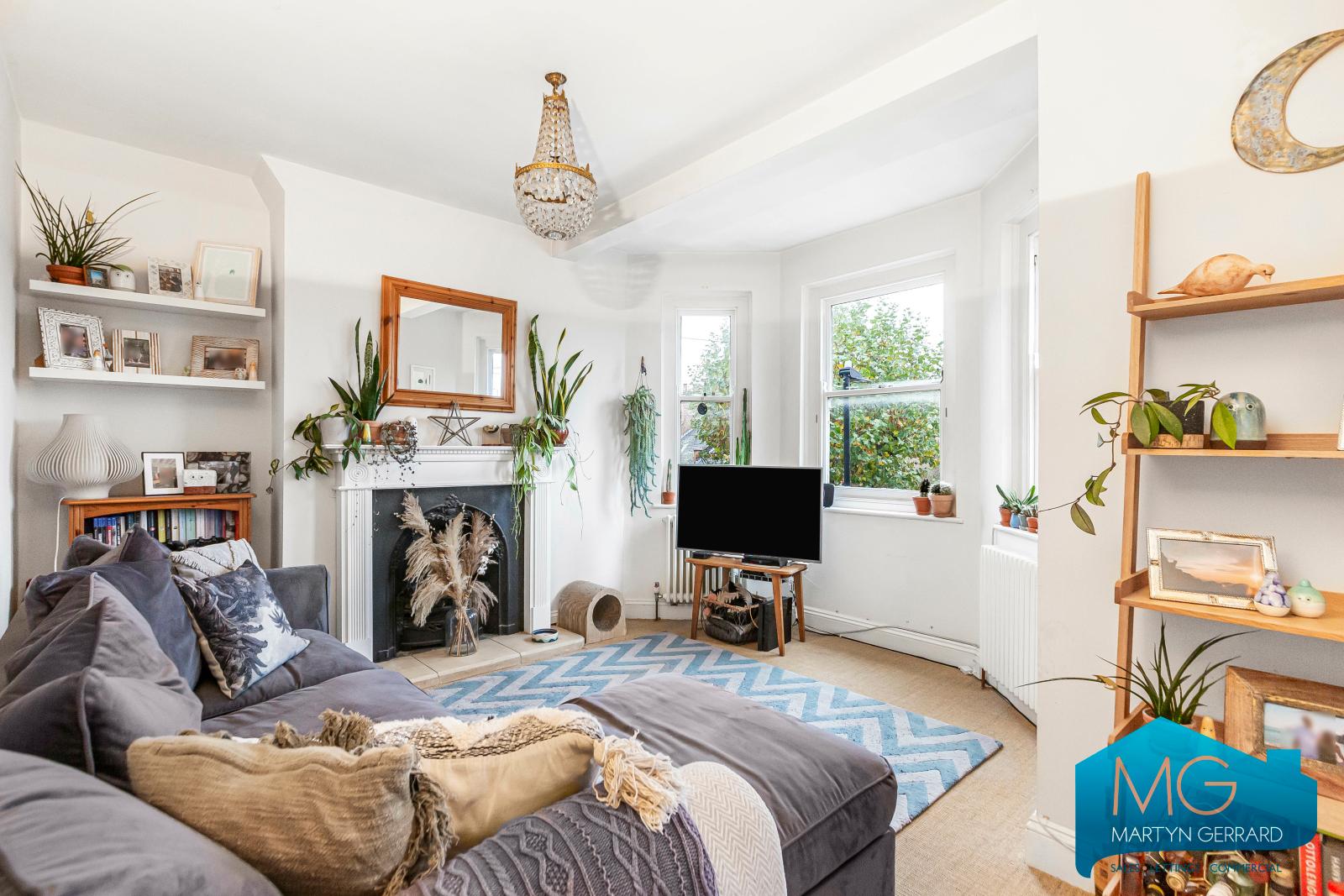 2 bedroom Terraced House to rent - Martyn Gerrard