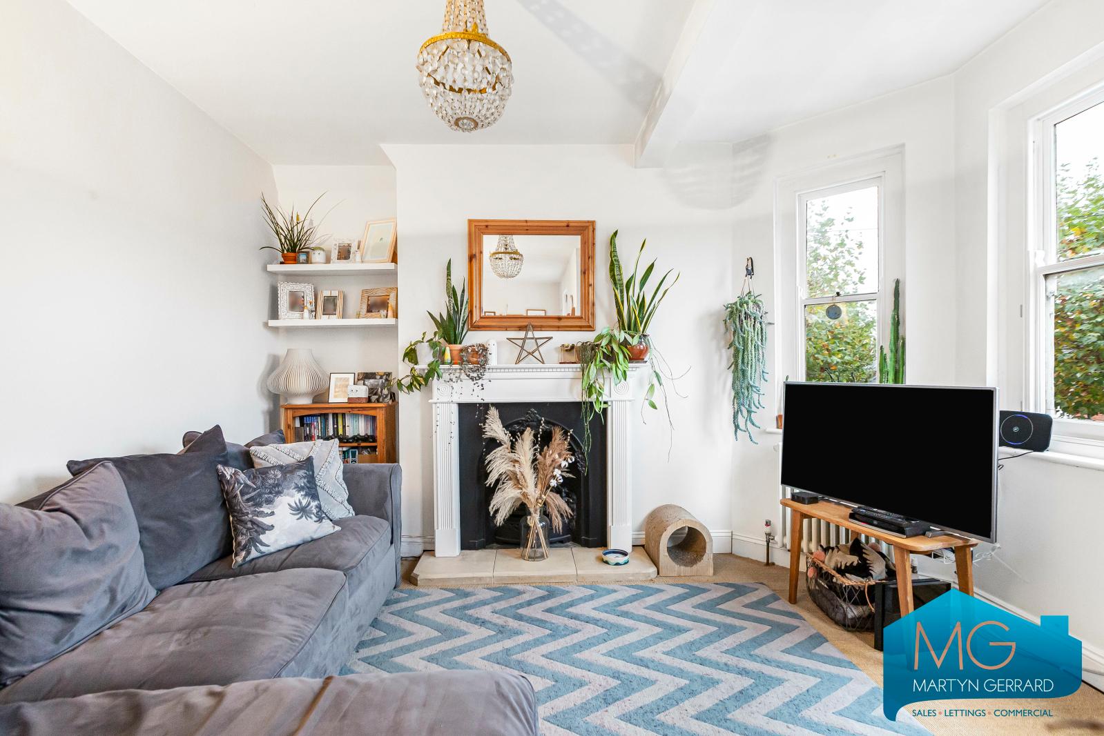 2 bedroom Terraced House to rent - Martyn Gerrard