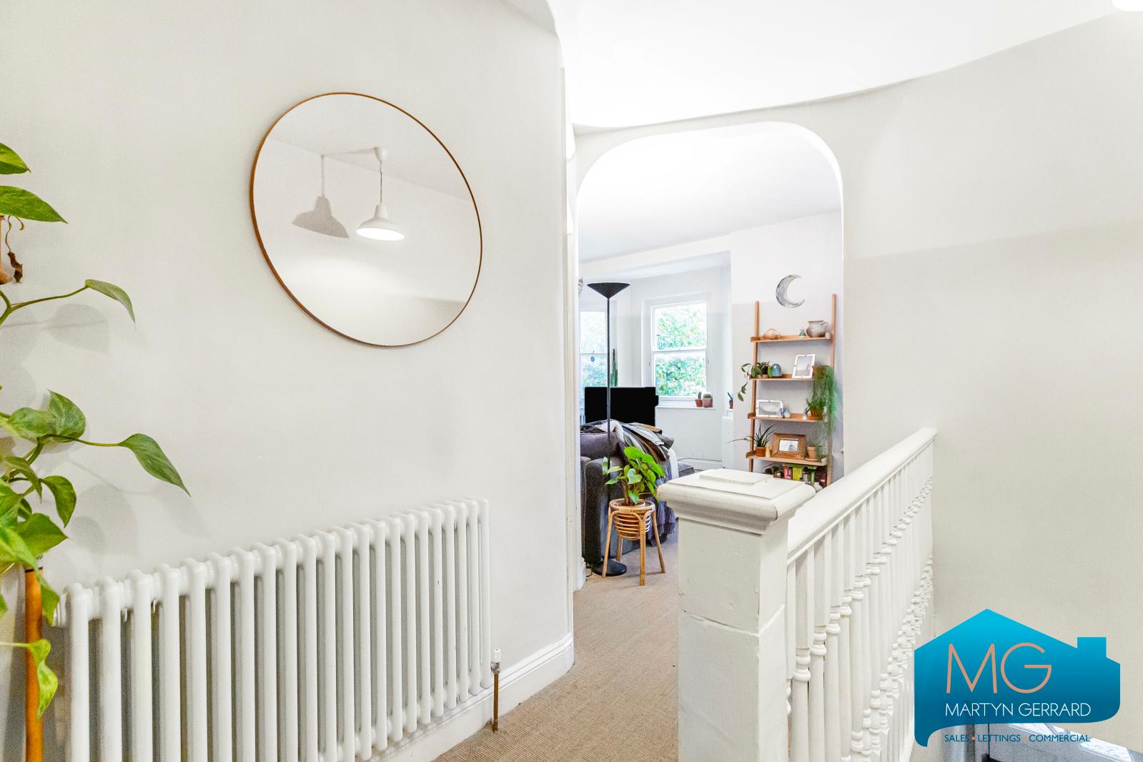 2 bedroom Terraced House to rent - Martyn Gerrard