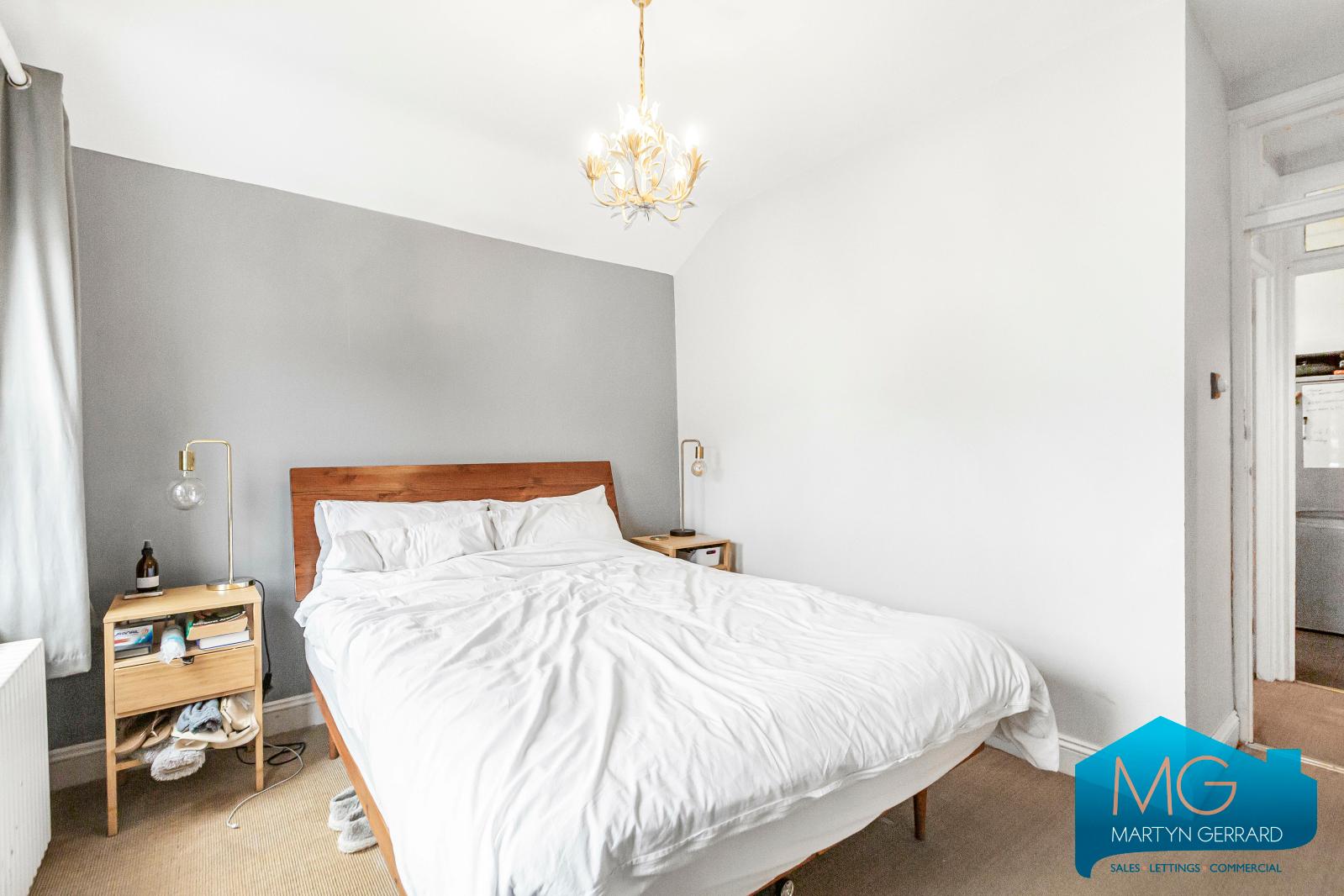 2 bedroom Terraced House to rent - Martyn Gerrard