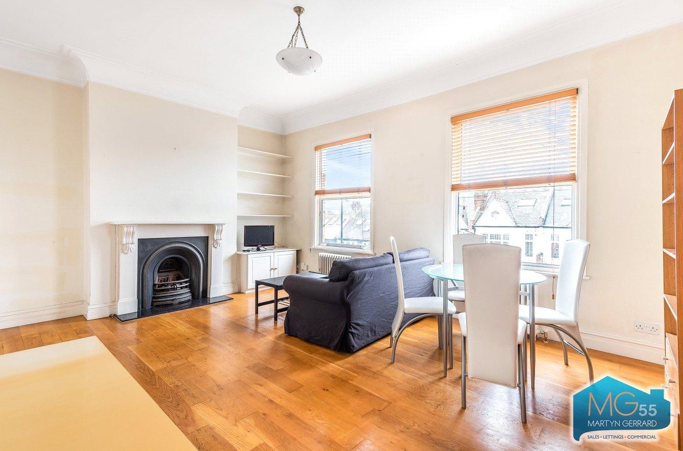 2 bedroom End of Terrace House to rent - Martyn Gerrard