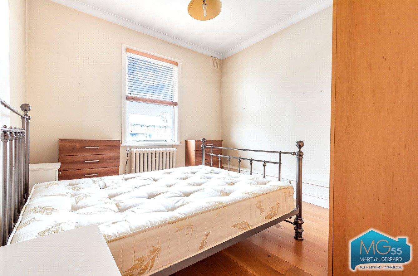 2 bedroom End of Terrace House to rent - Martyn Gerrard