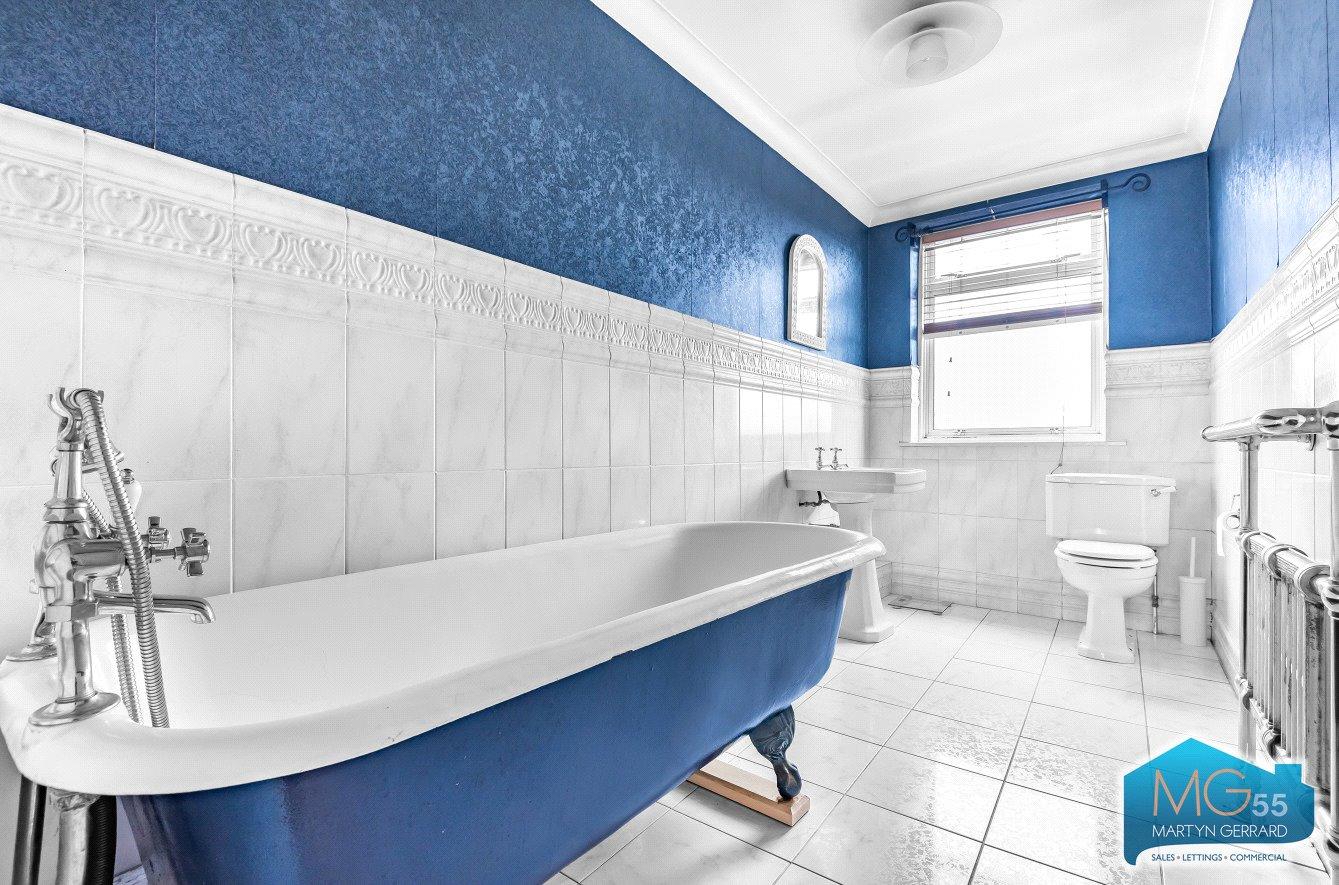 2 bedroom End of Terrace House to rent - Martyn Gerrard