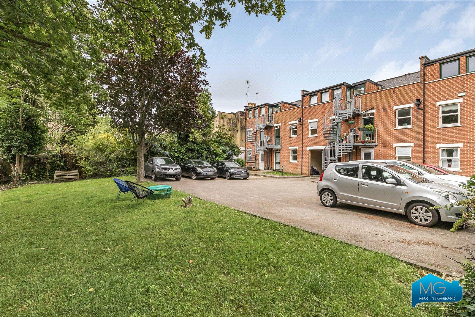 1 bedroom Ground Floor Flat to rent - Martyn Gerrard