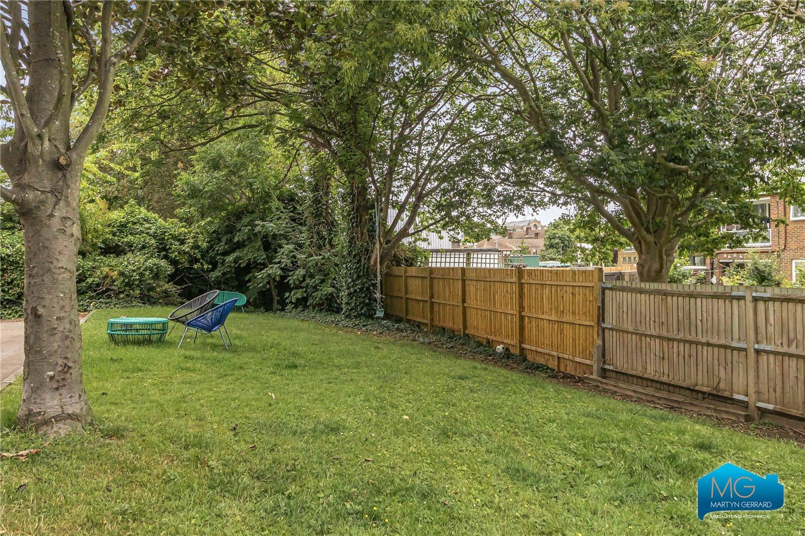 1 bedroom Ground Floor Flat to rent - Martyn Gerrard