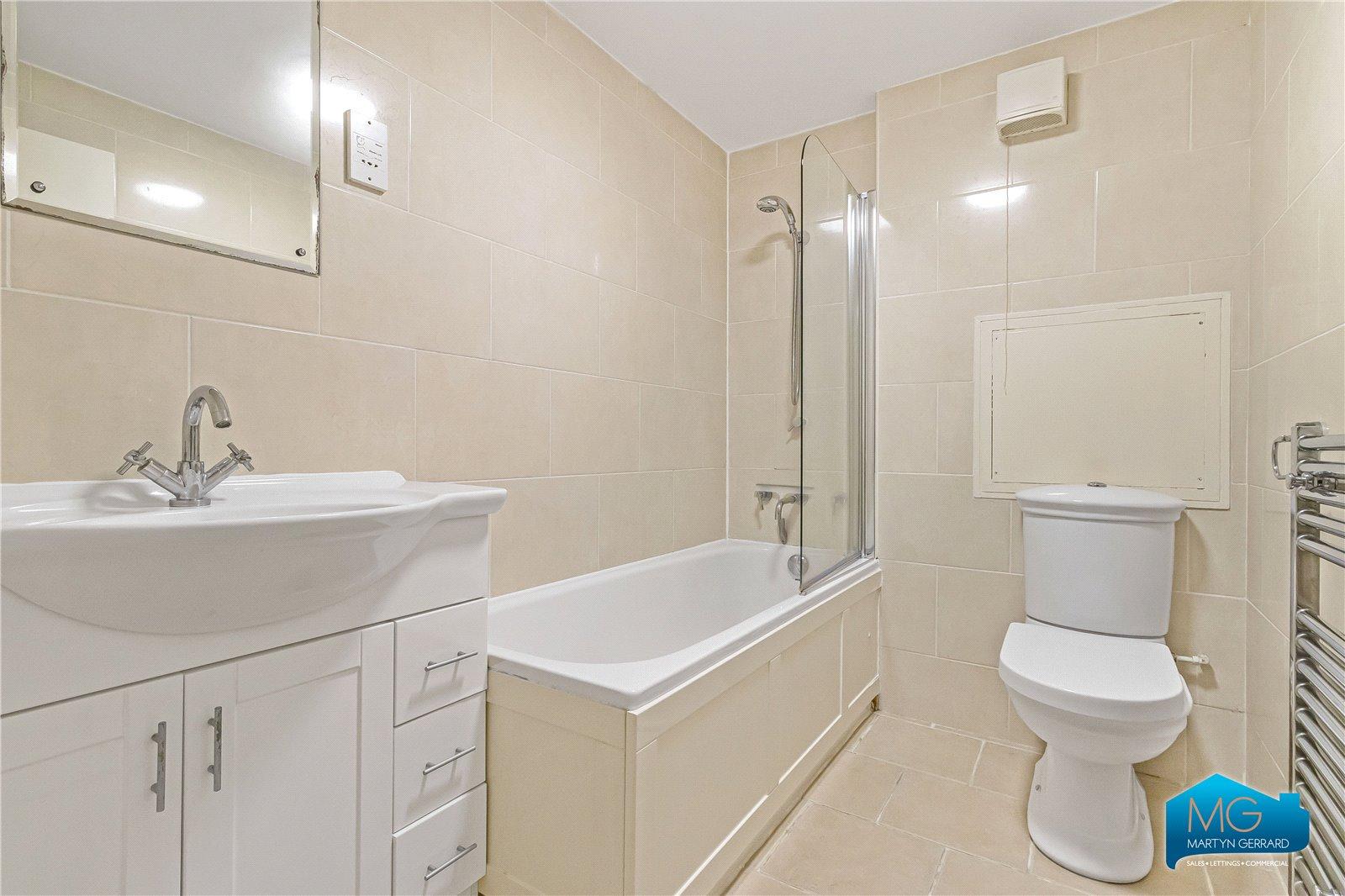 1 bedroom Ground Floor Flat to rent - Martyn Gerrard