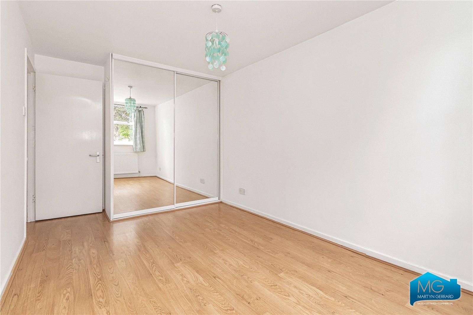 1 bedroom Ground Floor Flat to rent - Martyn Gerrard