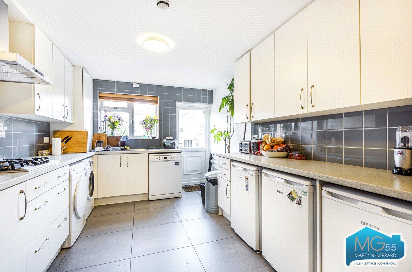 5 bedroom Terraced House to rent - Martyn Gerrard
