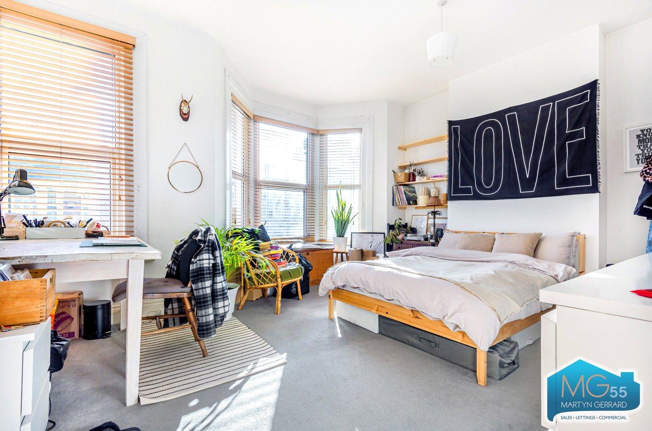 5 bedroom Terraced House to rent - Martyn Gerrard