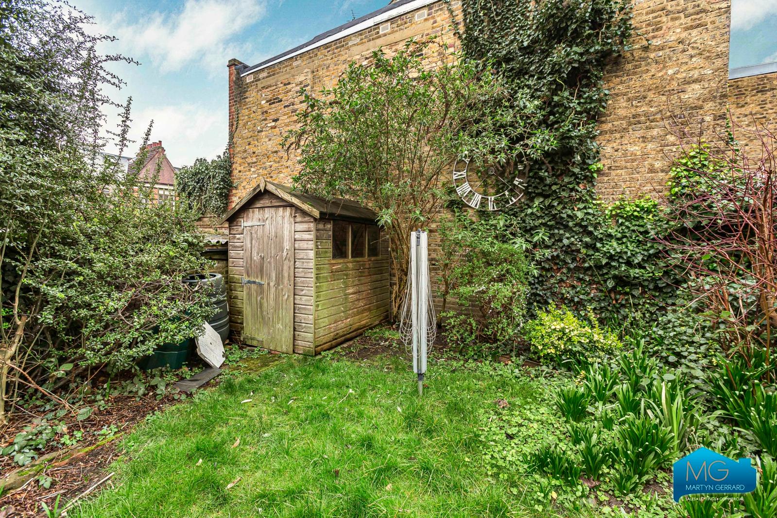 1 bedroom Ground Floor Flat to rent - Martyn Gerrard