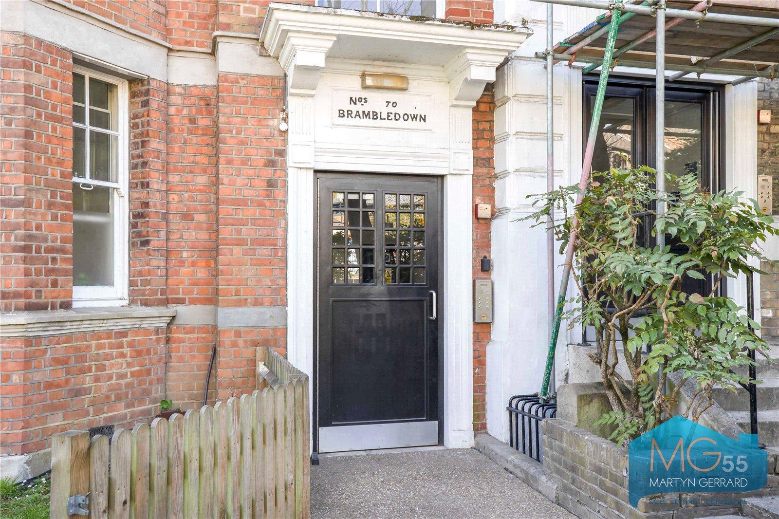 3 bedroom Apartment to rent - Martyn Gerrard