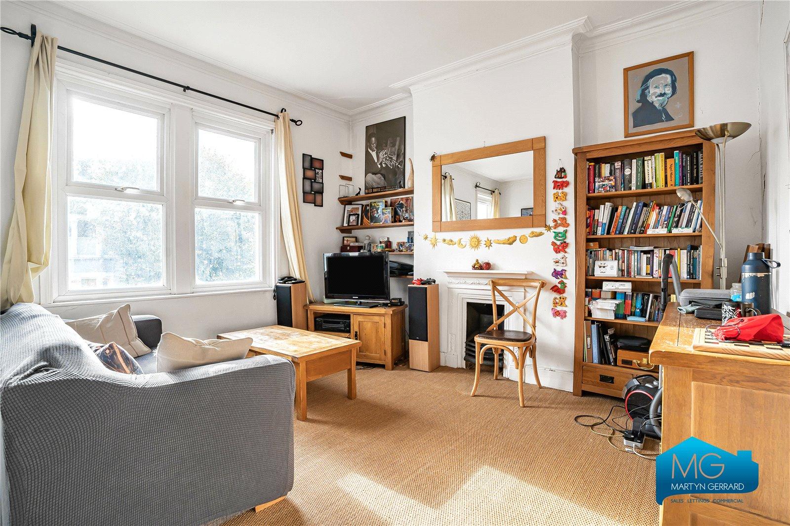 1 bedroom Apartment to rent - Martyn Gerrard