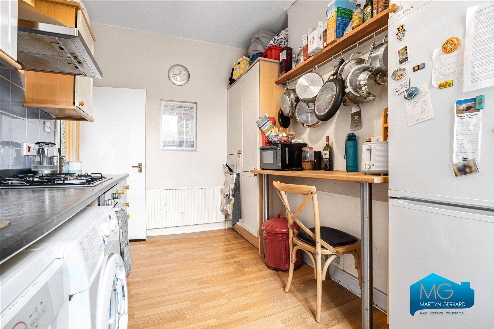 1 bedroom Apartment to rent - Martyn Gerrard