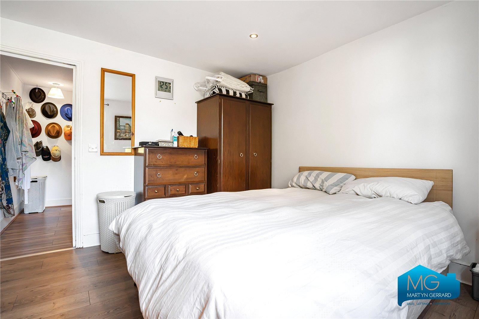 1 bedroom Apartment to rent - Martyn Gerrard