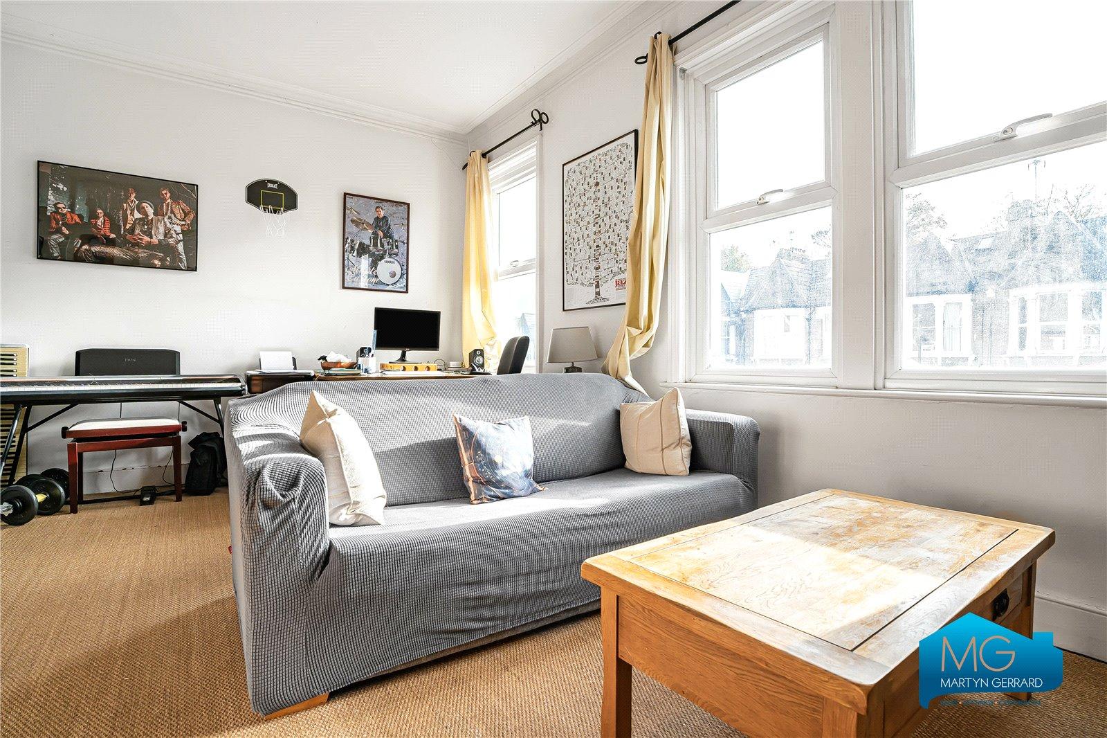 1 bedroom Apartment to rent - Martyn Gerrard