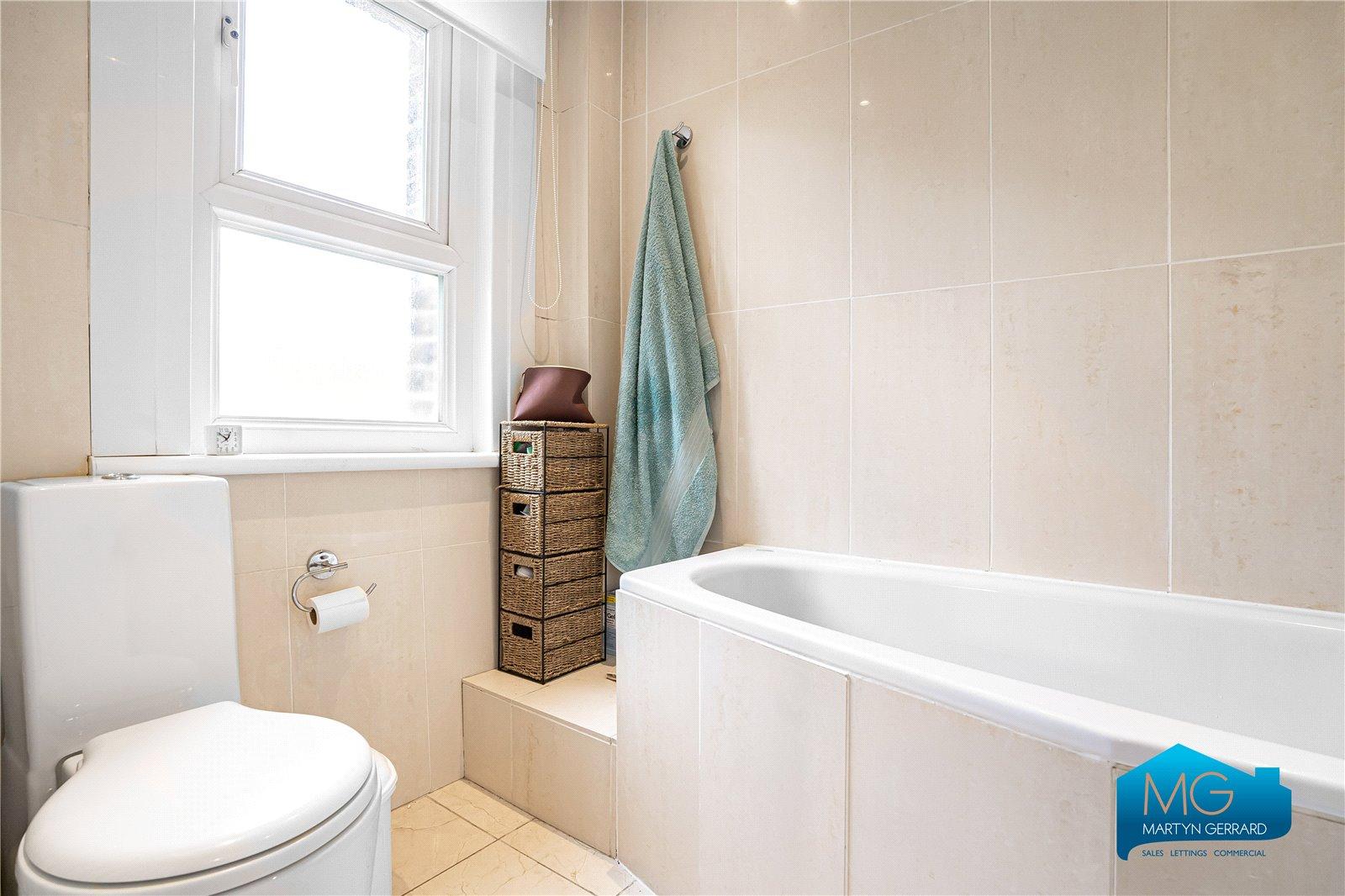 1 bedroom Apartment to rent - Martyn Gerrard