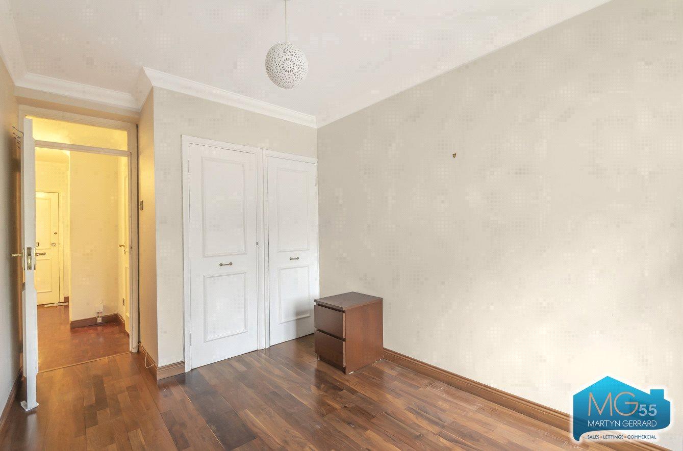 2 bedroom Apartment to rent - Martyn Gerrard