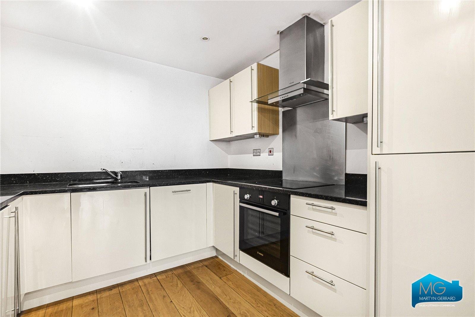 1 bedroom Ground Floor Flat to rent - Martyn Gerrard