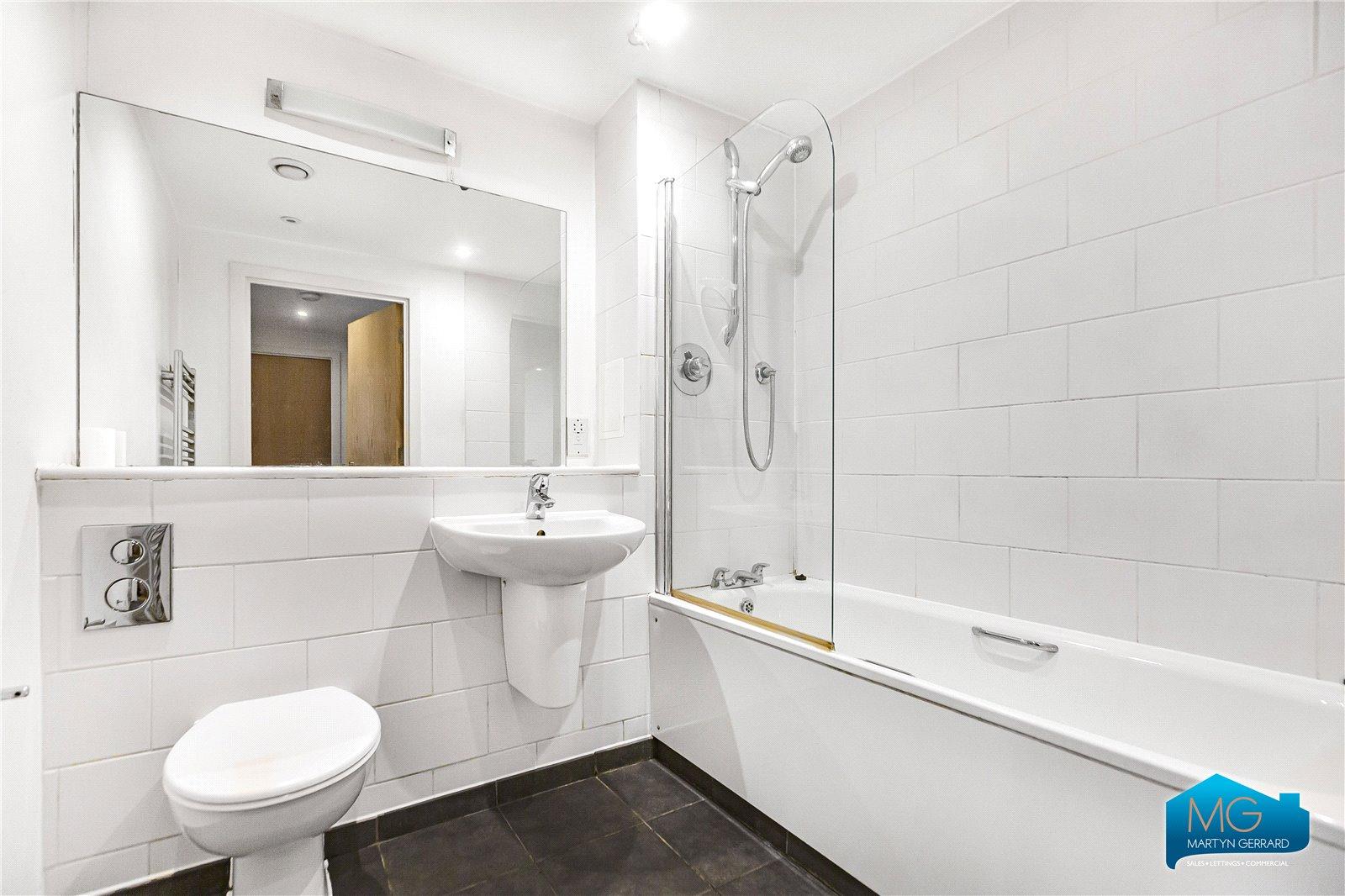 1 bedroom Ground Floor Flat to rent - Martyn Gerrard