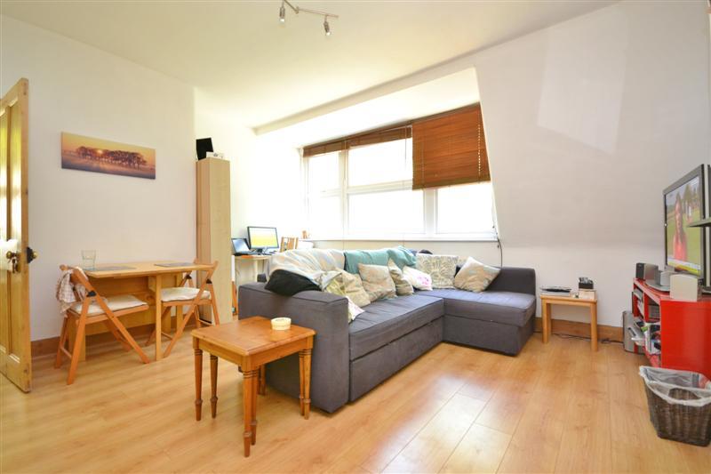 1 bedroom Apartment to rent - Martyn Gerrard