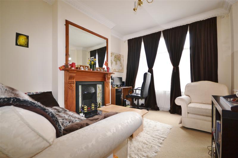 1 bedroom Apartment to rent - Martyn Gerrard