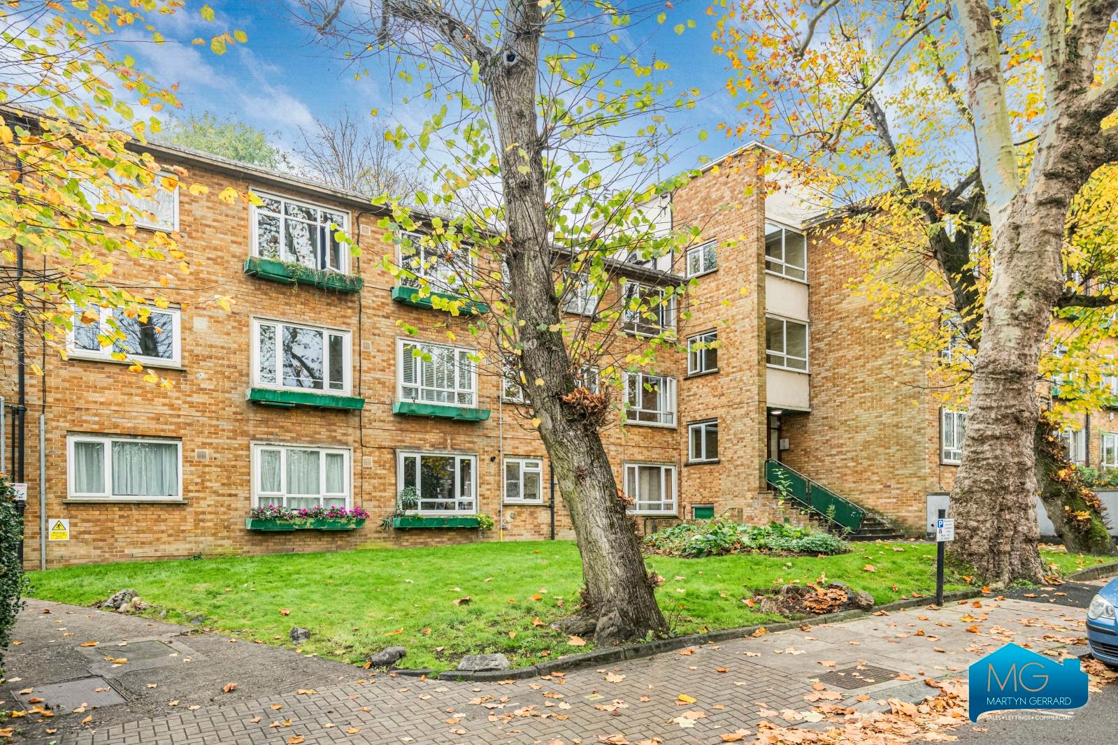 1 bedroom Ground Floor Flat to rent - Martyn Gerrard
