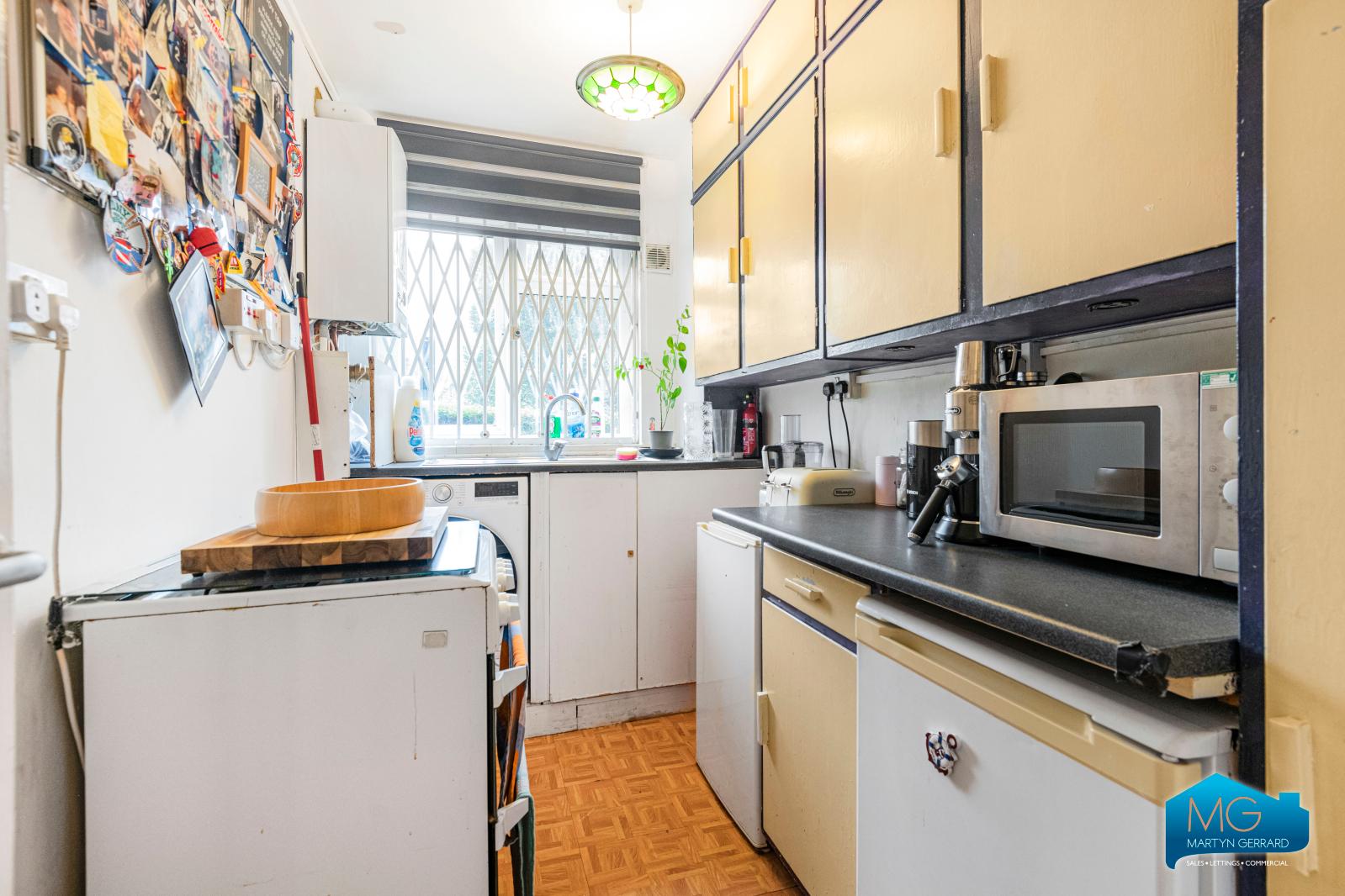 1 bedroom Ground Floor Flat to rent - Martyn Gerrard