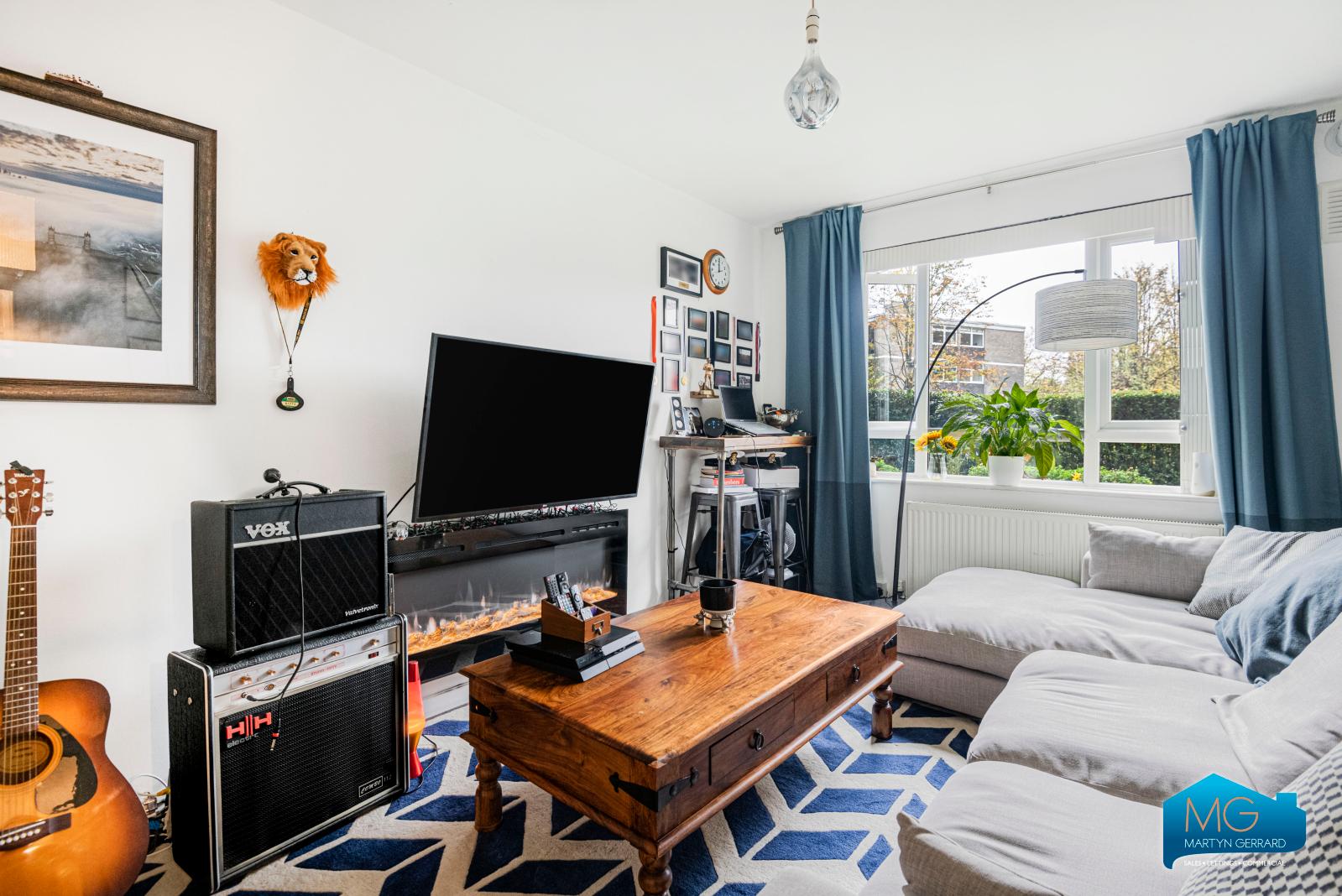 1 bedroom Ground Floor Flat to rent - Martyn Gerrard