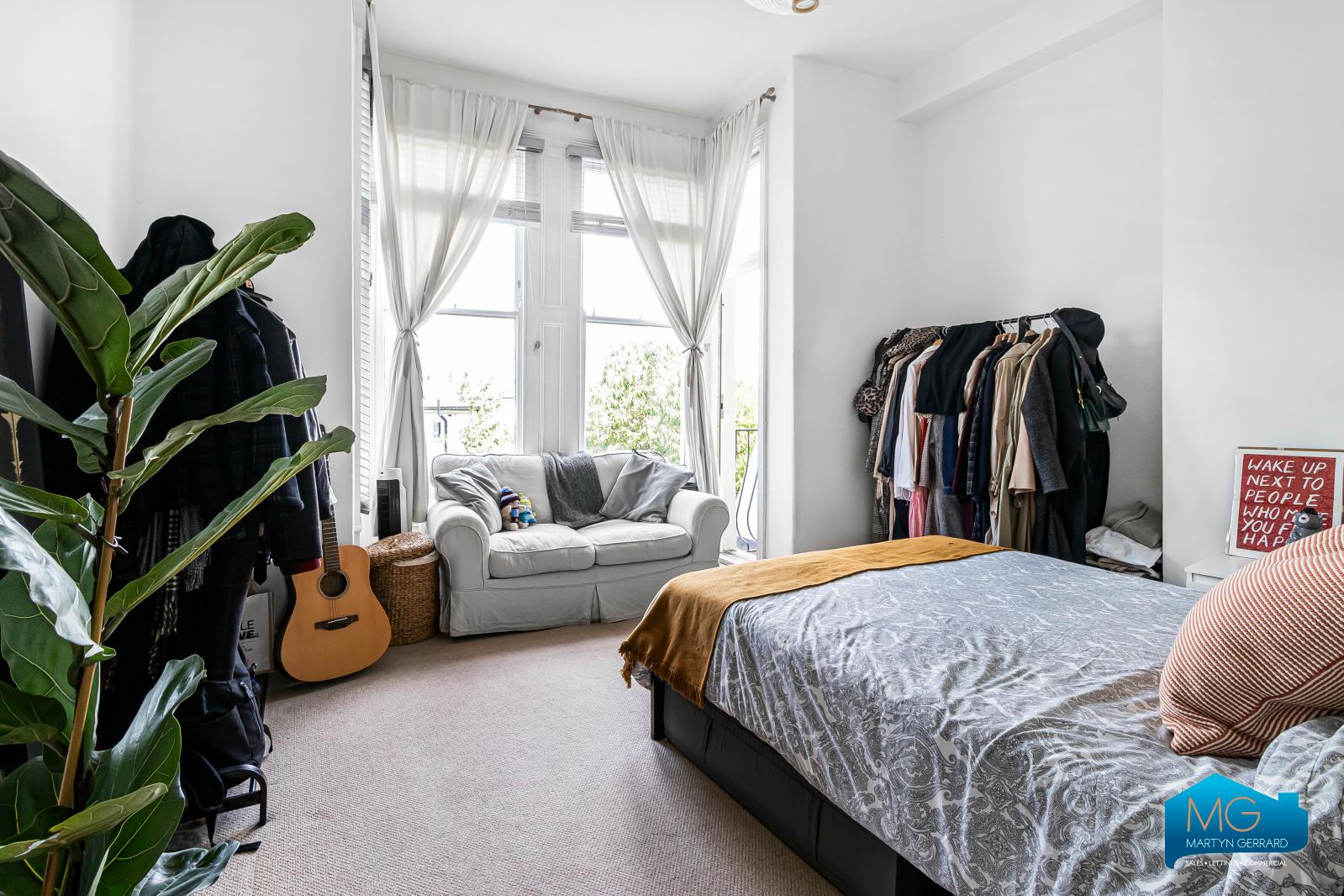 1 bedroom Ground Floor Flat to rent - Martyn Gerrard