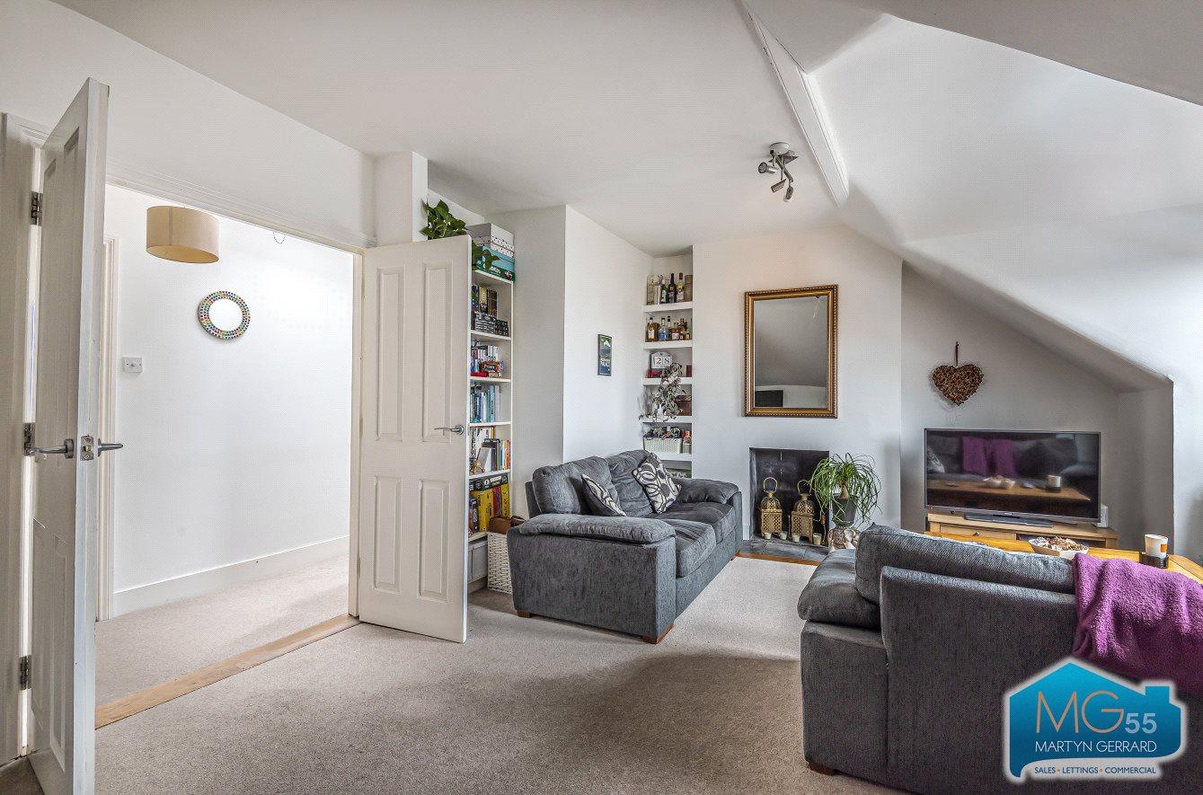 1 bedroom Apartment to rent - Martyn Gerrard