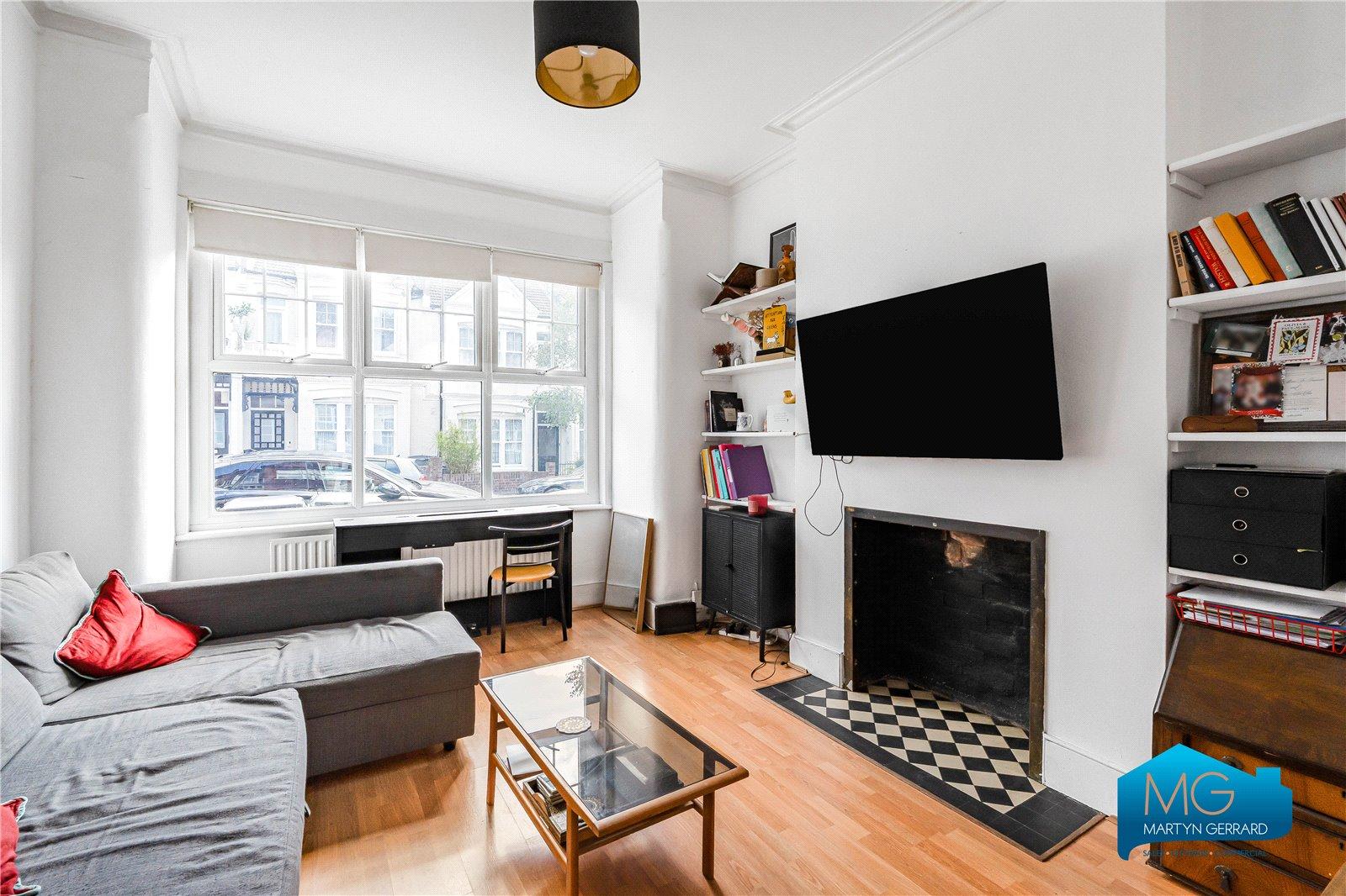 1 bedroom Ground Floor Flat to rent - Martyn Gerrard