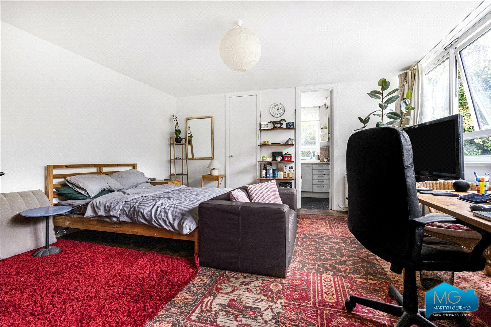 1 bedroom Apartment to rent - Martyn Gerrard