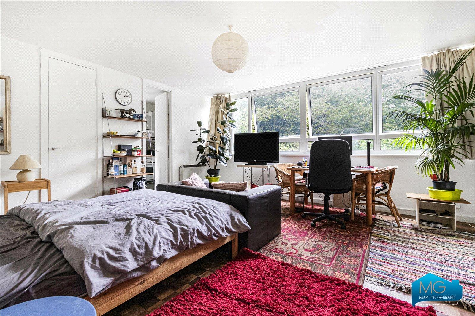 1 bedroom Apartment to rent - Martyn Gerrard