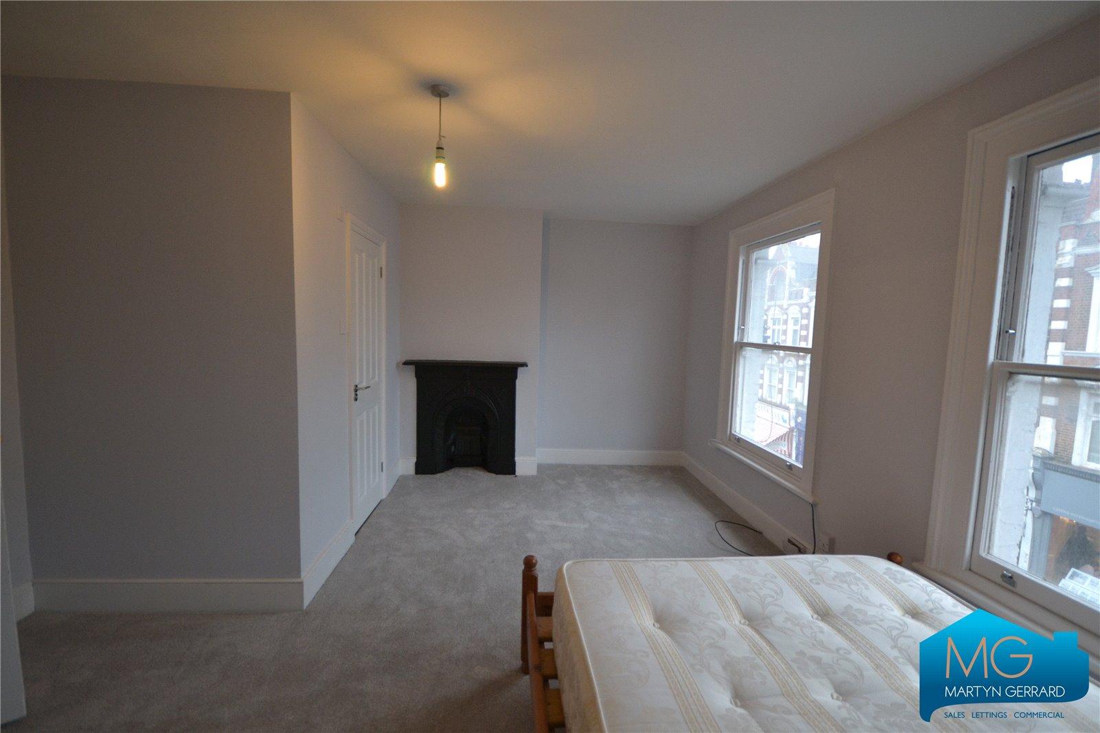 3 bedroom Apartment to rent - Martyn Gerrard