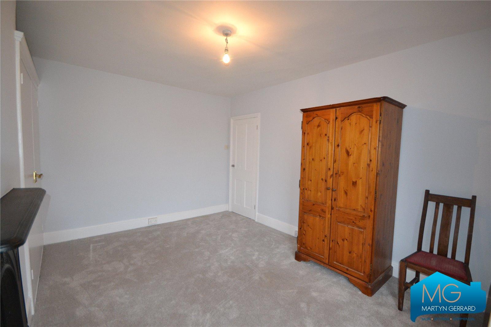 3 bedroom Apartment to rent - Martyn Gerrard