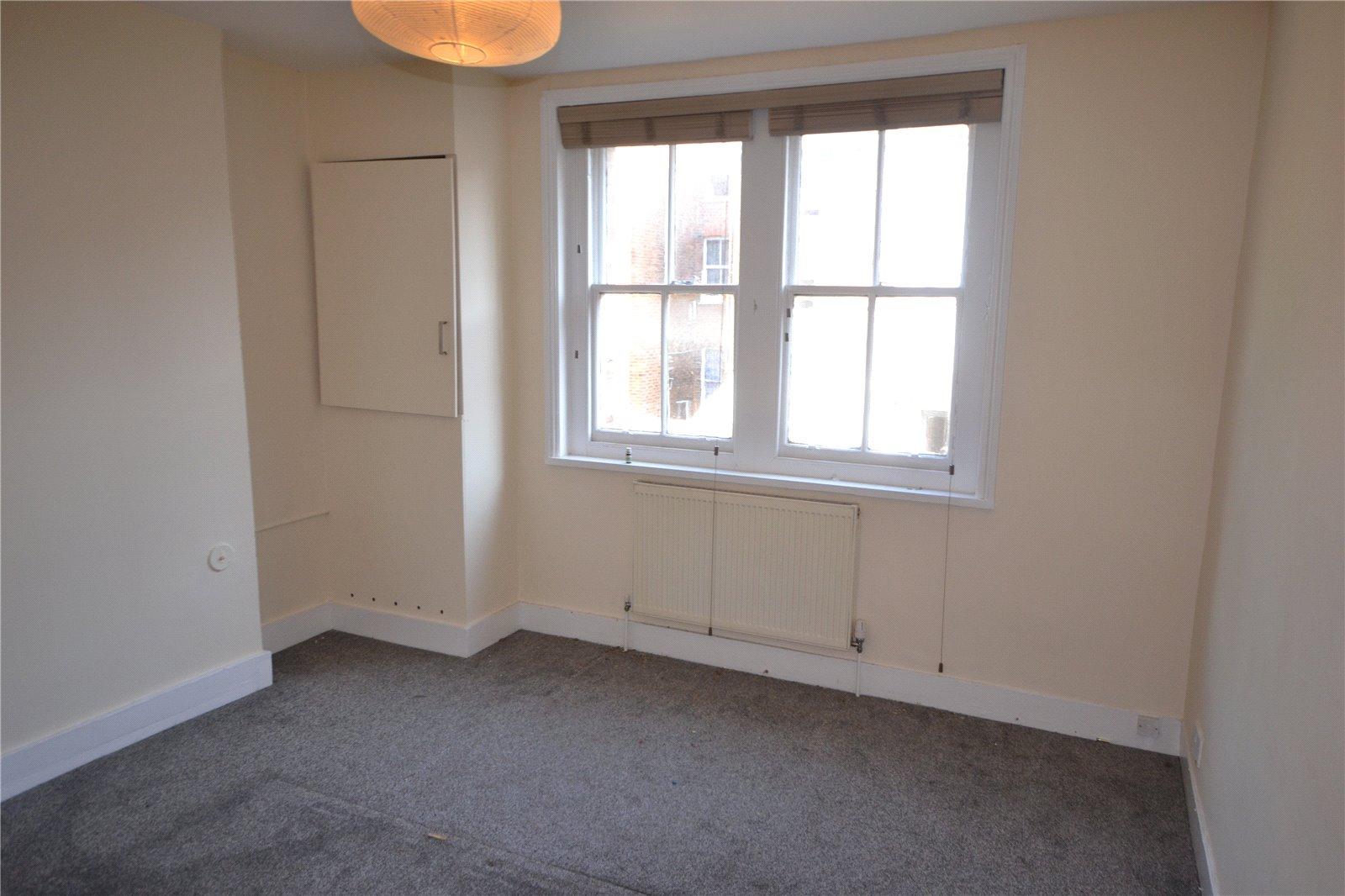 1 bedroom Apartment to rent - Martyn Gerrard