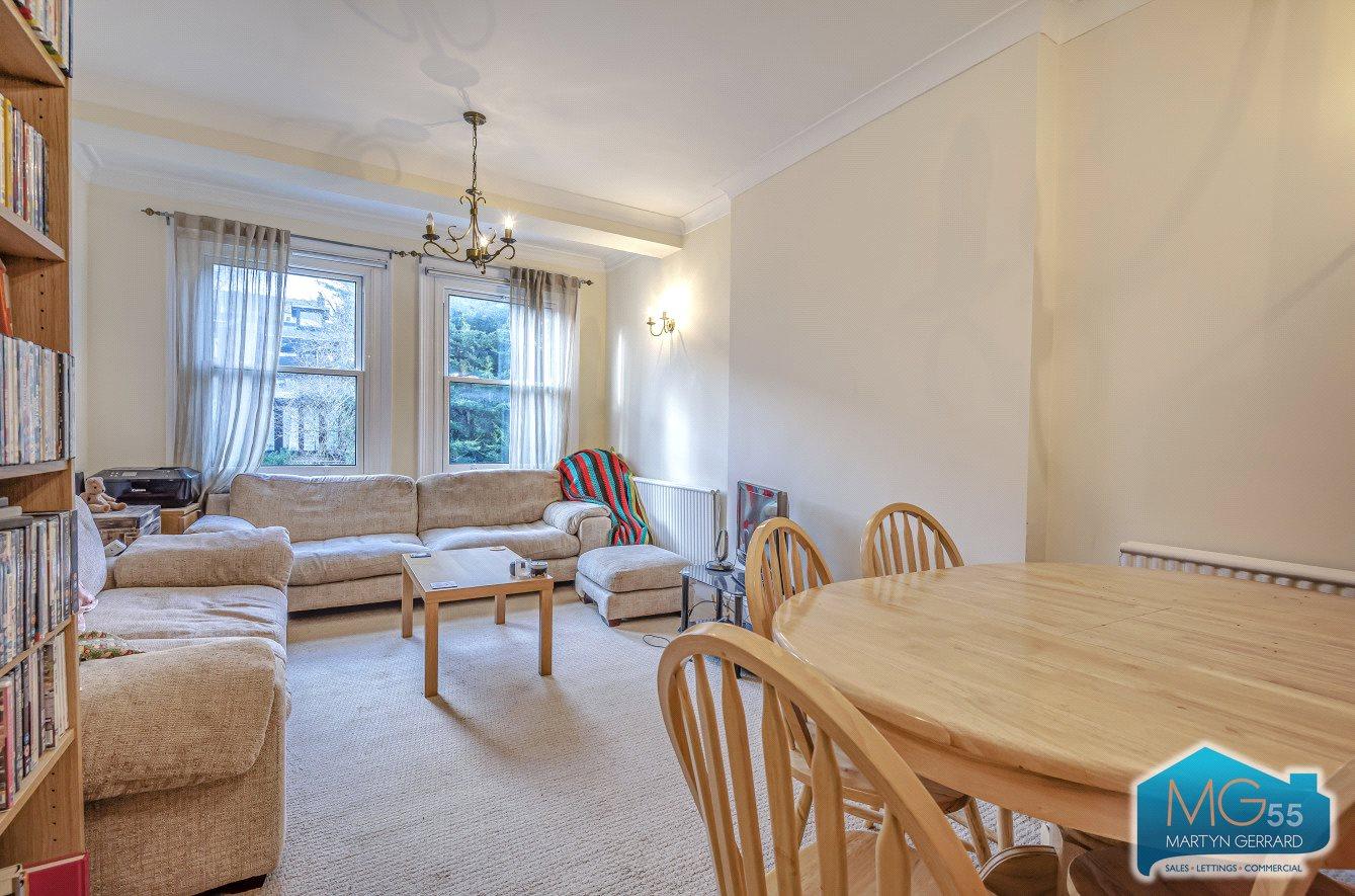 2 bedroom Terraced House to rent - Martyn Gerrard