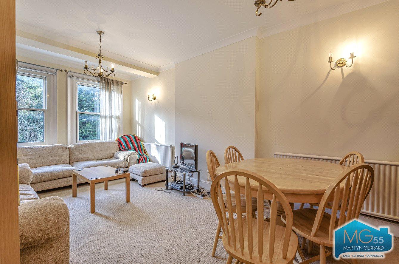 2 bedroom Terraced House to rent - Martyn Gerrard