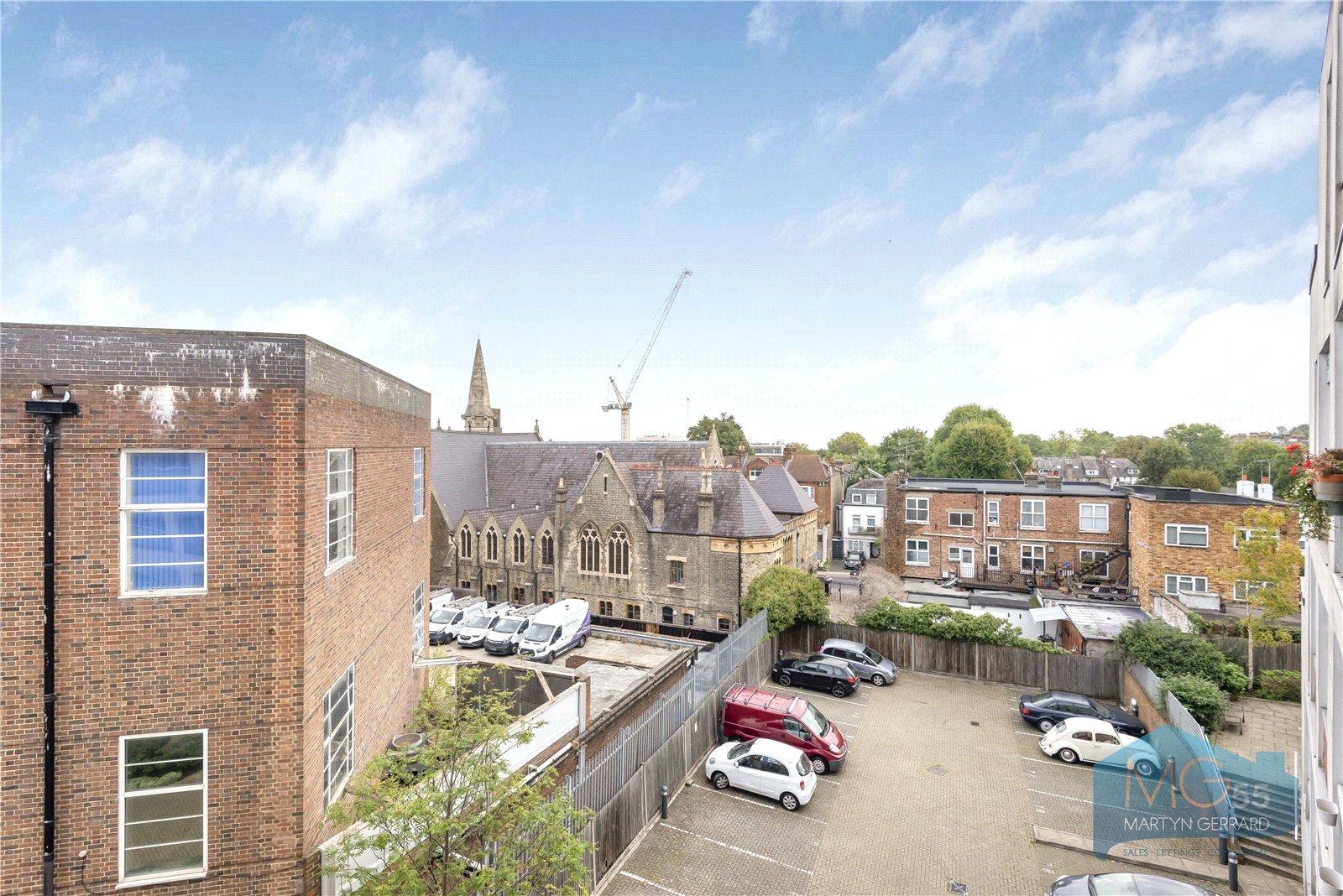 1 bedroom Apartment to rent - Martyn Gerrard