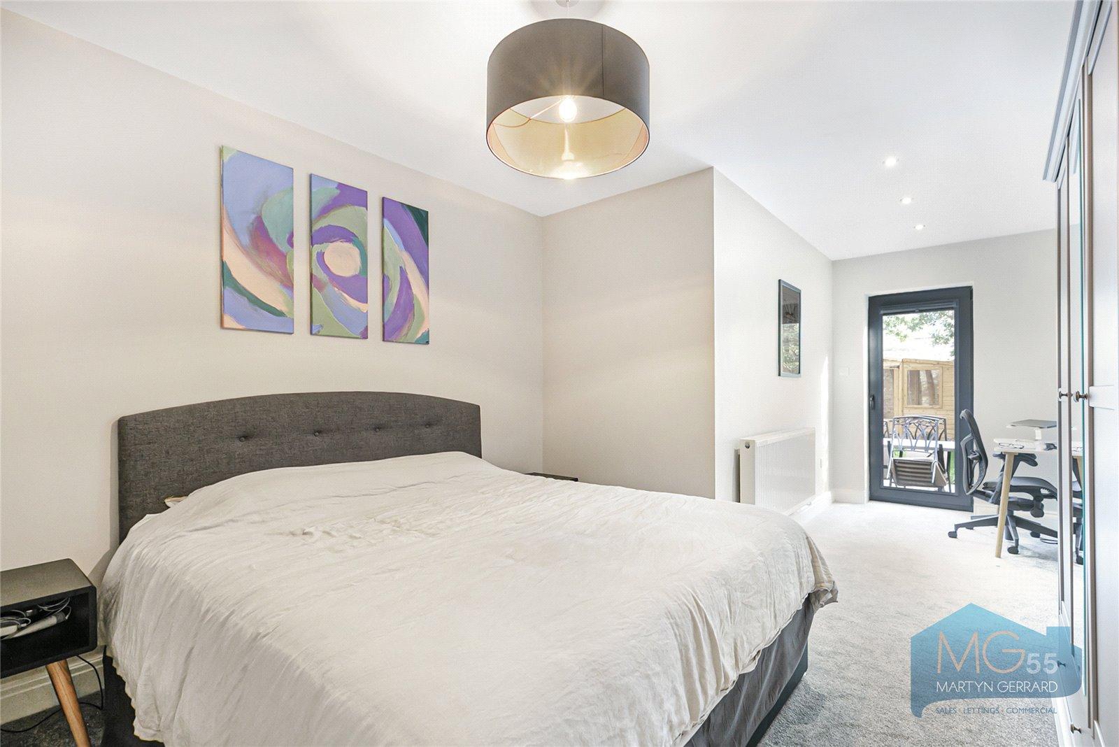 1 bedroom Apartment to rent - Martyn Gerrard