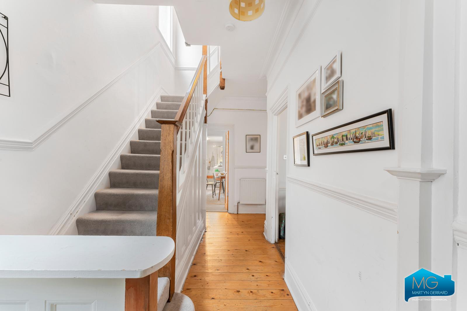 4 bedroom House to rent - Martyn Gerrard