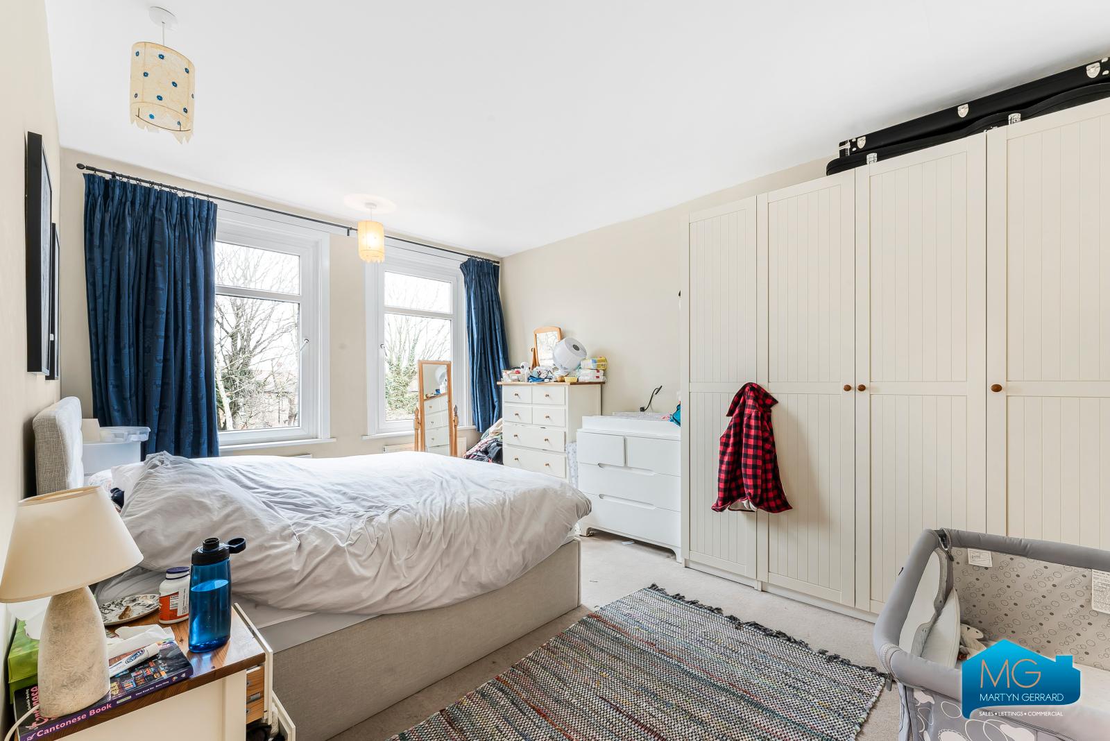 4 bedroom House to rent - Martyn Gerrard