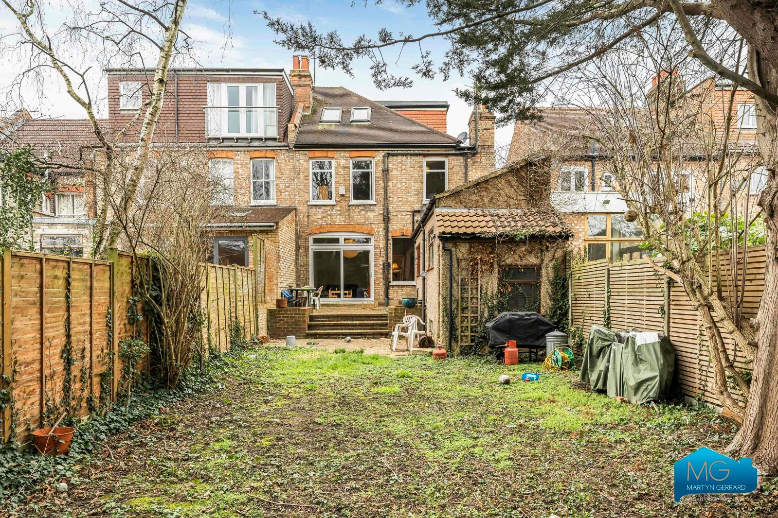 4 bedroom House to rent - Martyn Gerrard