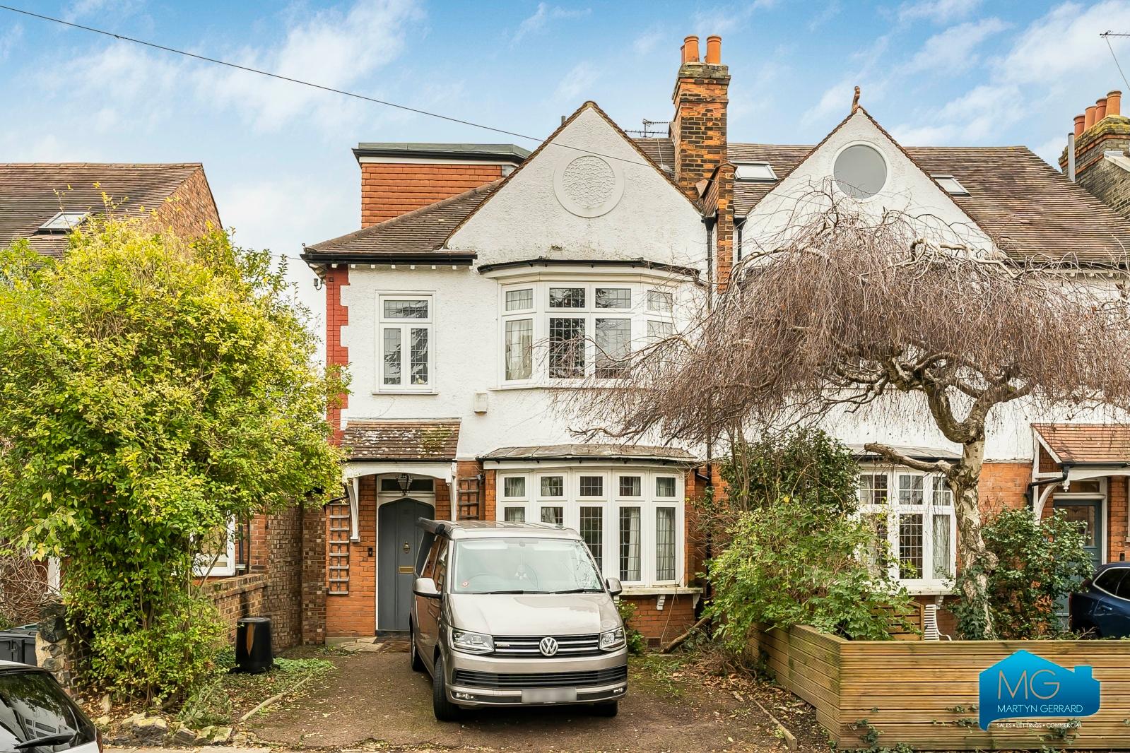 4 bedroom House to rent - Martyn Gerrard