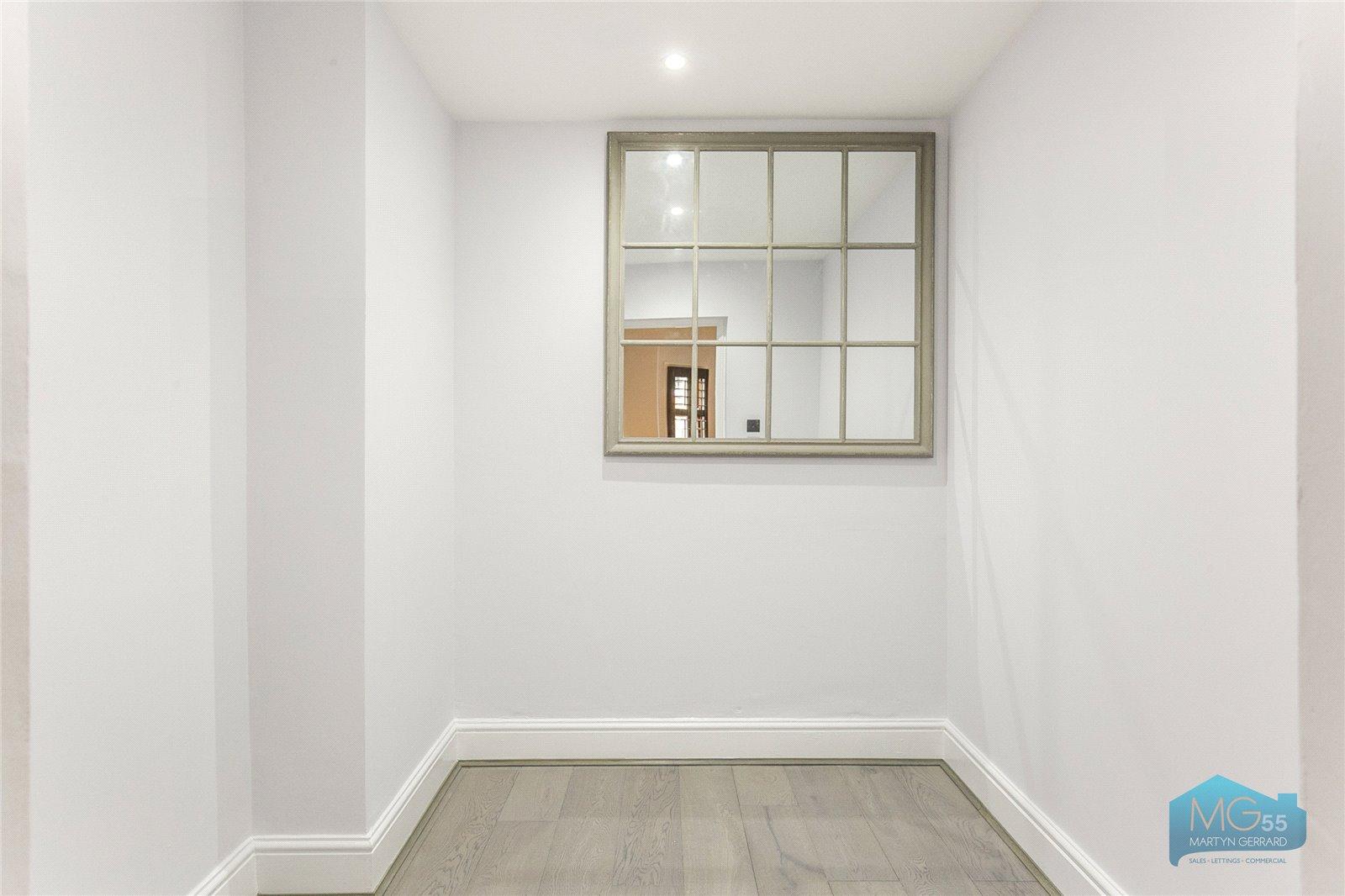 2 bedroom Apartment to rent - Martyn Gerrard