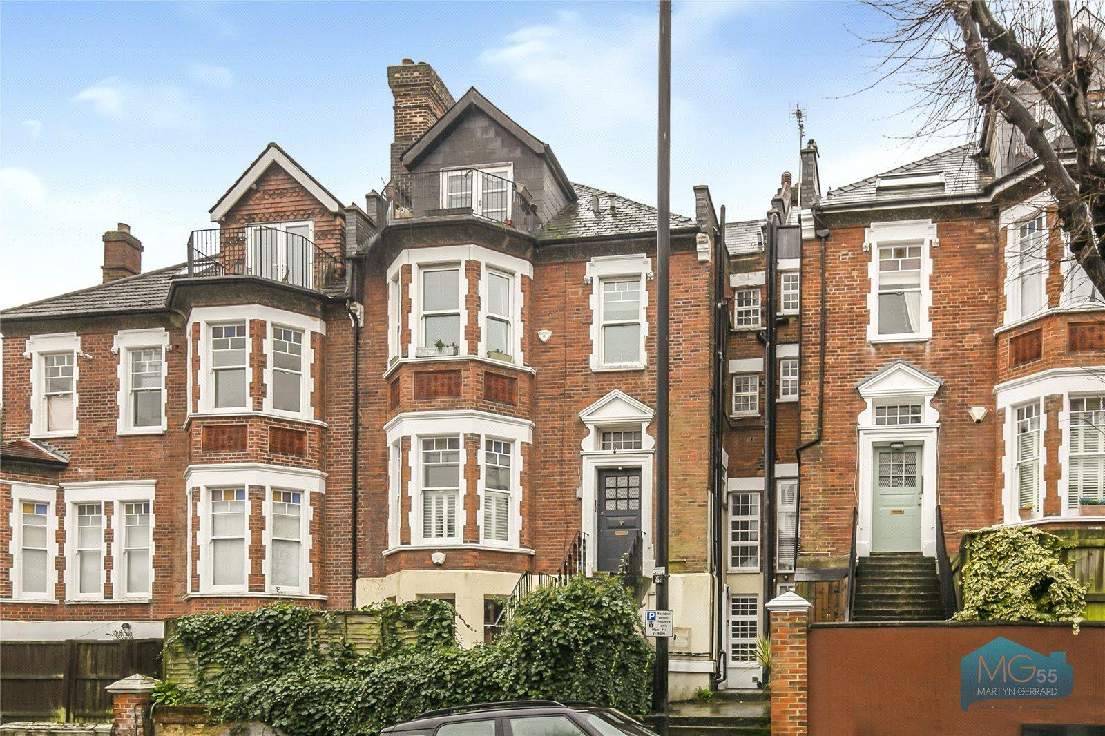 2 bedroom Apartment to rent - Martyn Gerrard