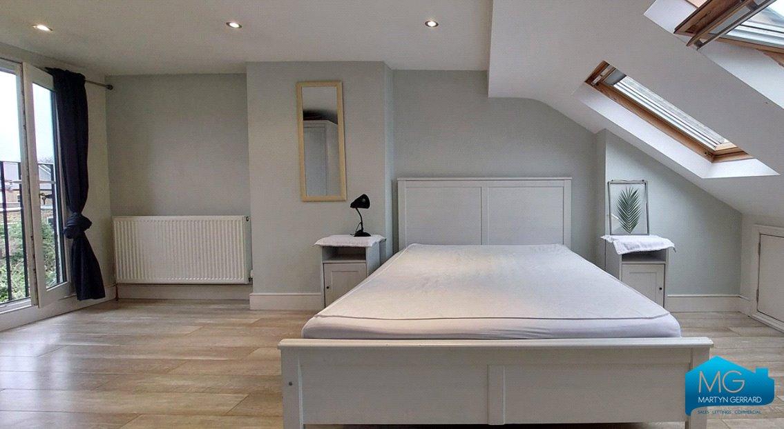 5 bedroom Terraced House to rent - Martyn Gerrard